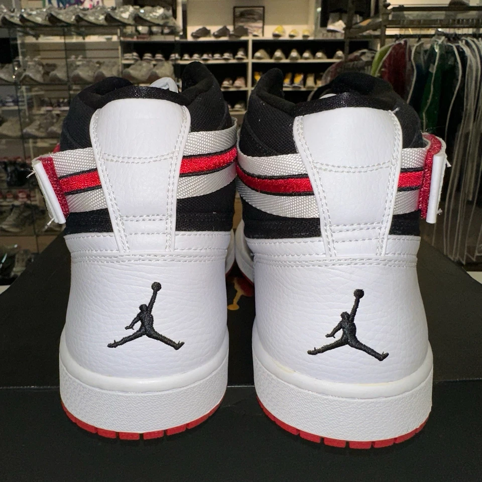 Talla 13 - Nike Air Jordan 1 Correa Alta Blanco Negro 342132-101 Foto 3 de 4