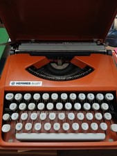 macchina da scrivere Hermes Baby