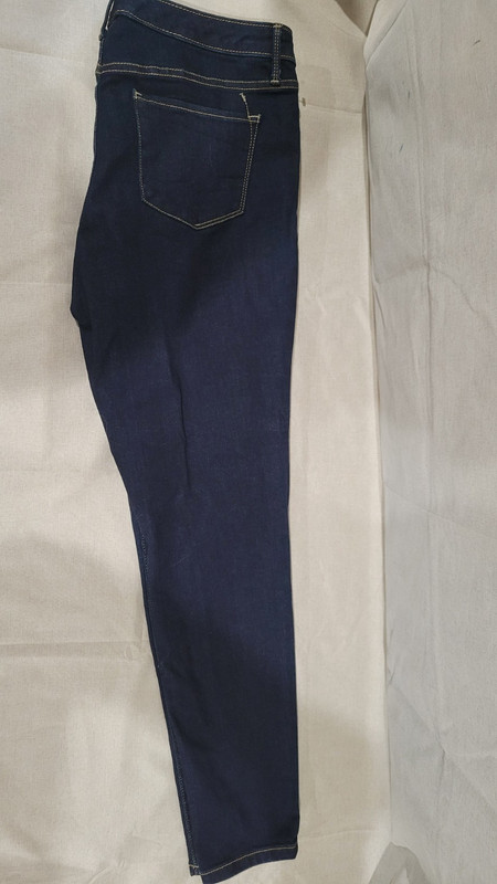 Mossimo Women's Dark Wash Blue Denim Jegging Mid Rise Stretch 5-Pocket Zip