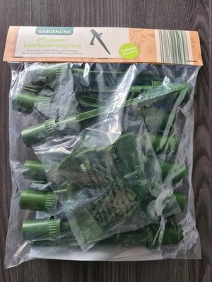 GARDENLINE - Pflanzenbewässerungsset / 12 Steckelemente für PET-Flachen / grün