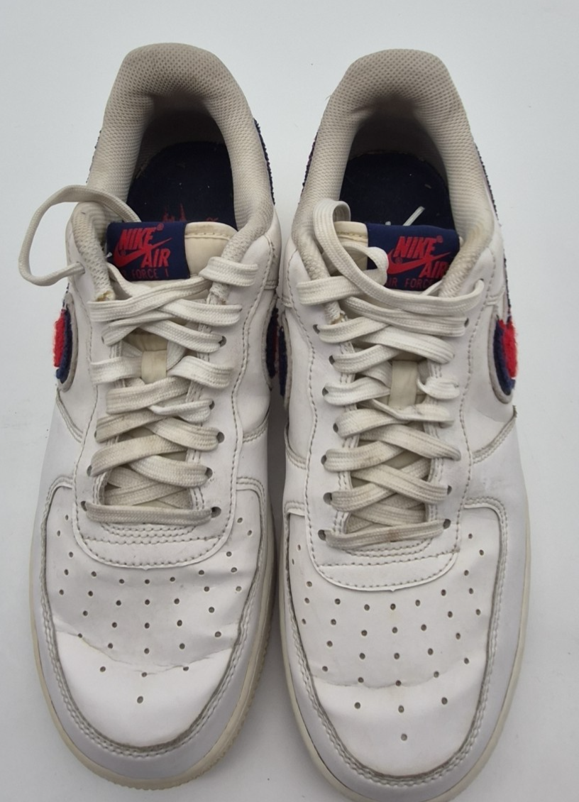 Nike Air Force 1 07 LV8 Chenille Swoosh Men display picture 1