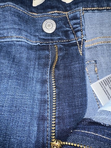Women's Levi's Boyfriend Mid Rise Distressed Medium Wash Jean Size 8 W29 X L27 - Picture 7 of 11