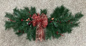 Christmas Pine Branch Spray - New Red Bow & Berries,  Over Door, Hearth, used(b)