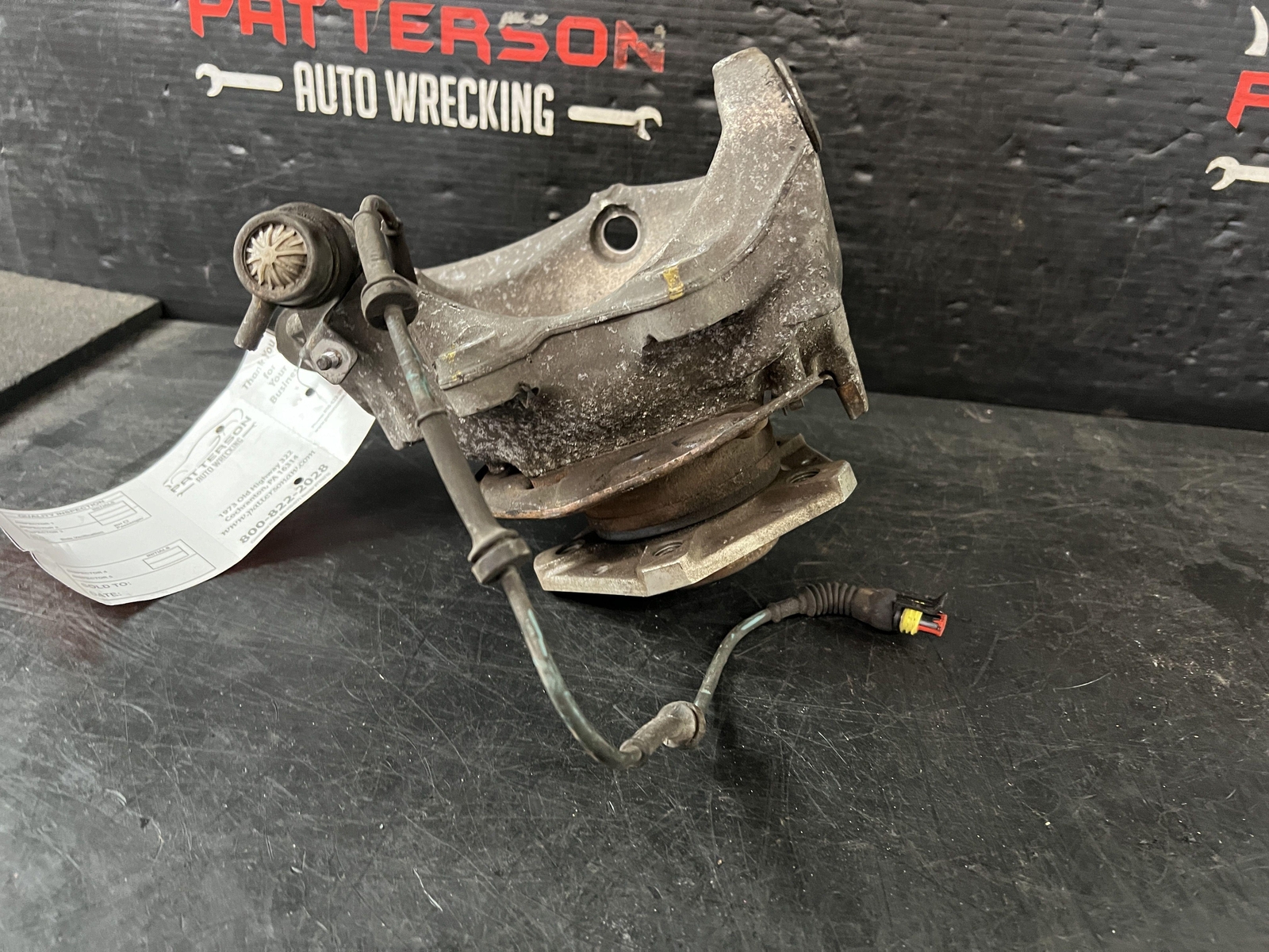 08-19 MASERATI GRANTURISMO REAR DRIVER LEFT AXLE STUB KNUCKLE