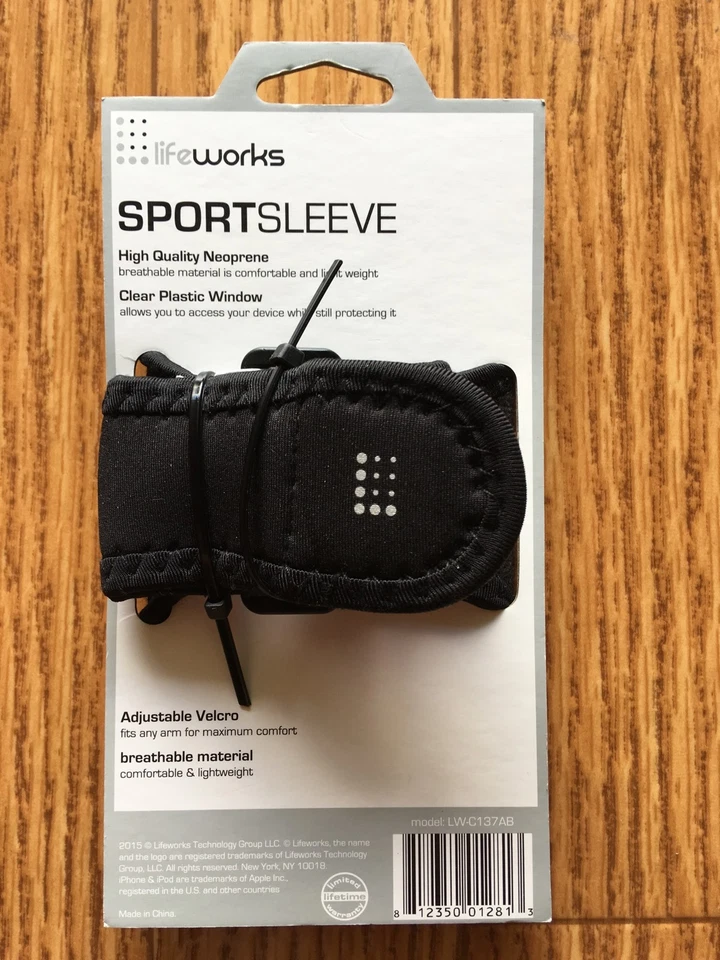 Funda deportiva Lifeworks para iPhone 4/4s/5/5s/5c- negra/plateada NUEVA Foto 2 de 2
