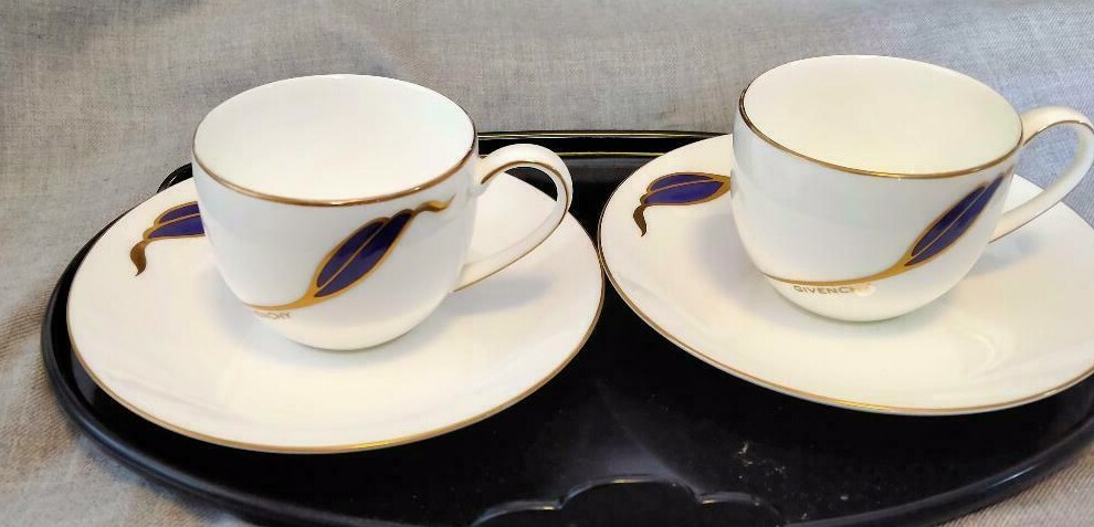 6 PIECES GIVENCHY PARIS PORCELAIN CUPS AND PLATES / SAUCERS BY