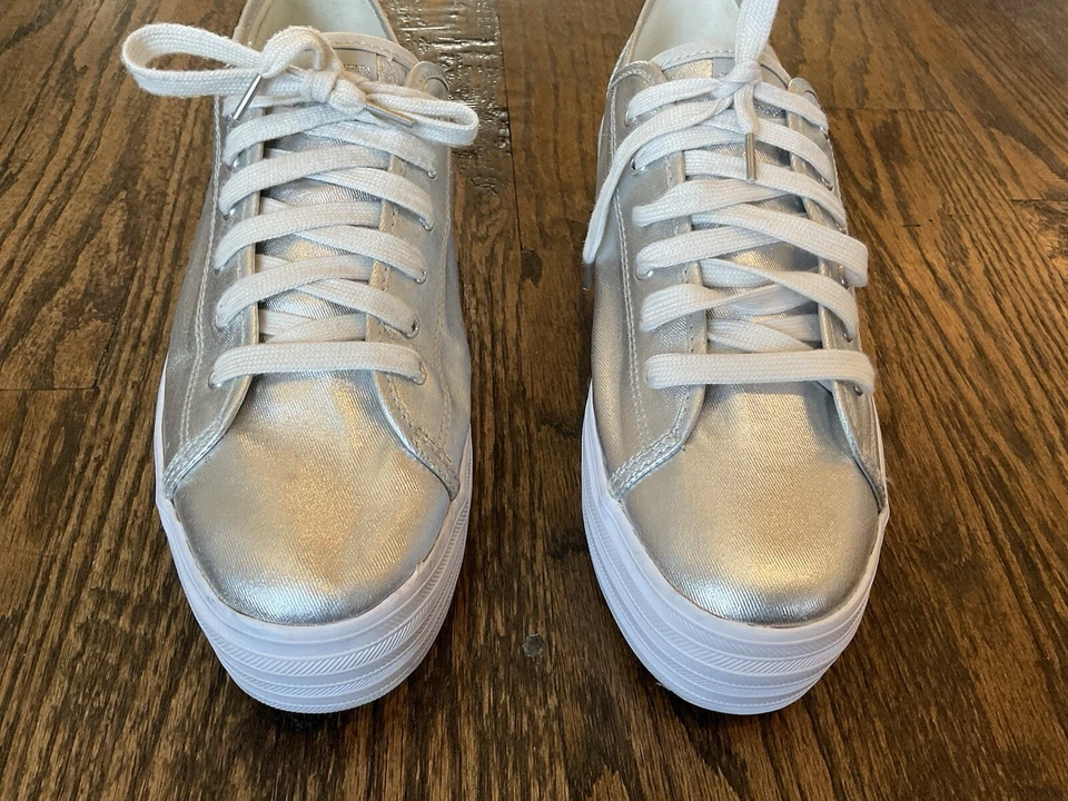Keds WF66514 Metallic Silver/White Lace Up Platform Sneakers Women US Size 11 - Image 3 of 4