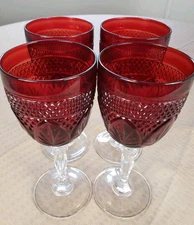 Set Of 4 Vintage Luminarc Cristal D'Arques Durand Antique Ruby Red Wine Glasses 