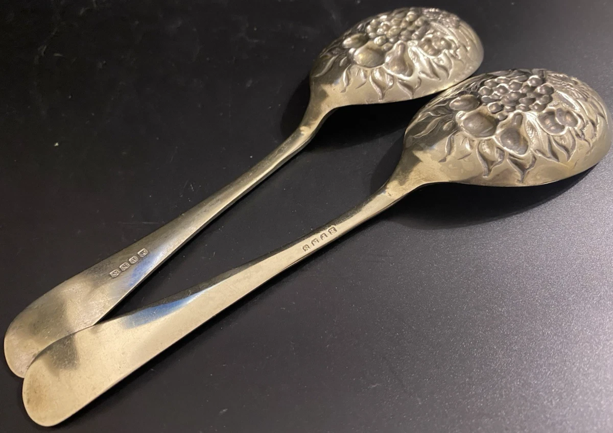 Vintage Pair of English Sheffield Silver Plated Berry Spoons - 19.5cm Length