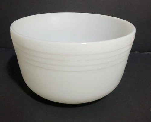 Vintage Hamilton Beach Milk Glass Mixing Bowl – White, Made in USA