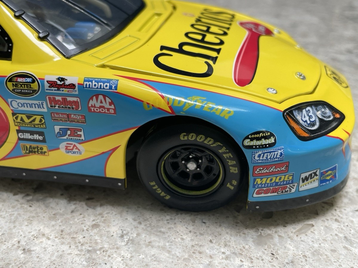 NASCAR Motorsports Authentics 1/24 - Dodge Cheerios #43 Bobby Labonte 2007