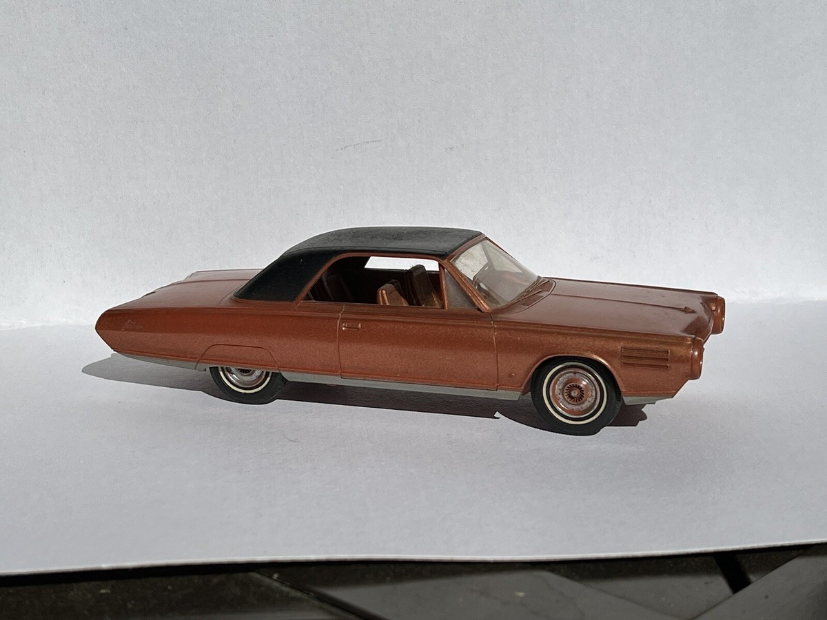 1964 Chrysler Turbine X-EL - Jo-Han Dealer Promo Model - Bronze 1