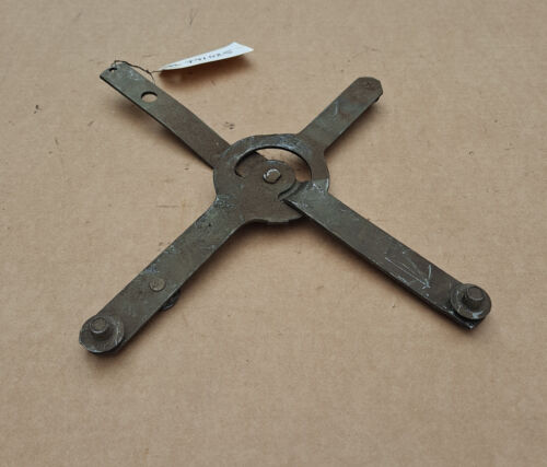 1940-1948 Plymouth Dodge DeSoto Chrysler NOS Mopar R/F DOOR WINDOW REGULATOR - Picture 2 of 2