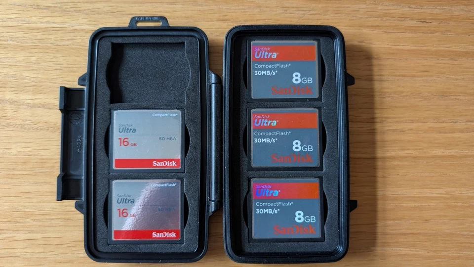 Pelican CF Memory Card Case for Compact Flash cards. - Image 2 of 2