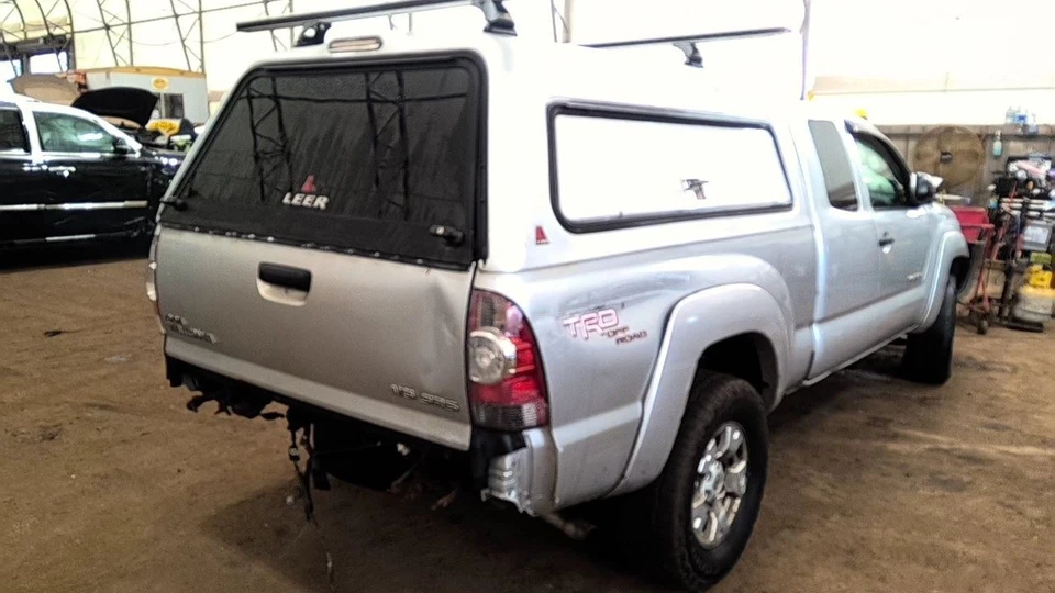 Rear View Mirror Automatic Dimming With Bluetooth Fits 08-11 TACOMA 6862584 - Image 2 of 4