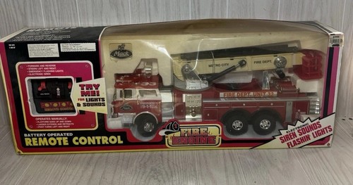 Vintage ferngesteuertes kabelgebundenes Feuerwehrauto Mack Scientific Toys Metro City Originalverpackt? - Bild 1 von 11