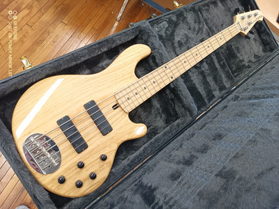 Lakland Skyline Series 55 Natural Maple Fingerboard 5-String Electric Bass