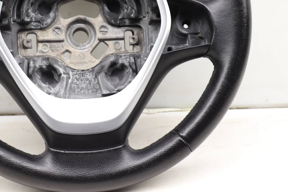 2014-2017 BMW 328D - 3-Spoke Sport Steering Wheel 6863342 - Image 3 of 4