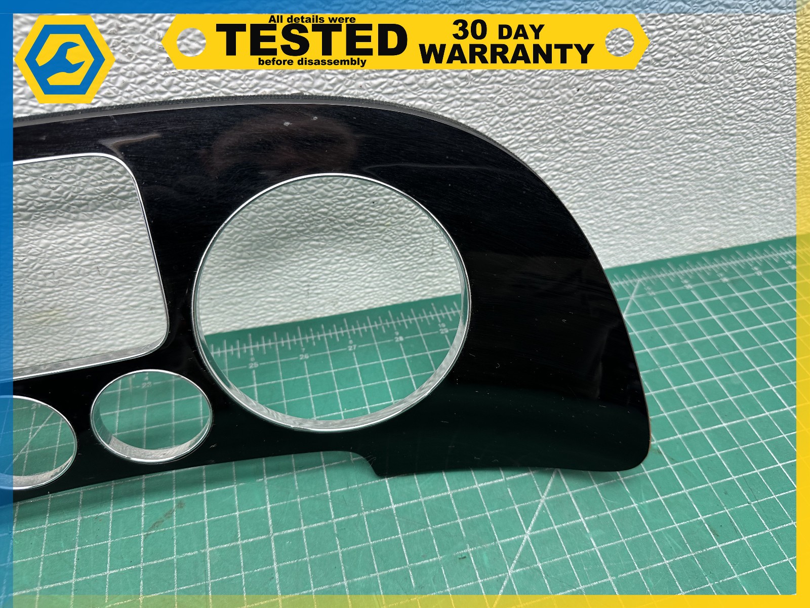 06-12 BENTLEY Flying Spur DASH INSTRUMENT CLUSTER SPEEDOMETER BEZEL TRIM OEM