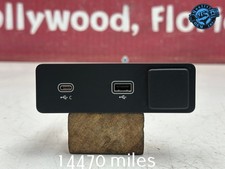 2021-2026 JAGUAR LAND ROVER CONSOLE USB A / USB C PORT W/O POWER SOCKET OEM 14k