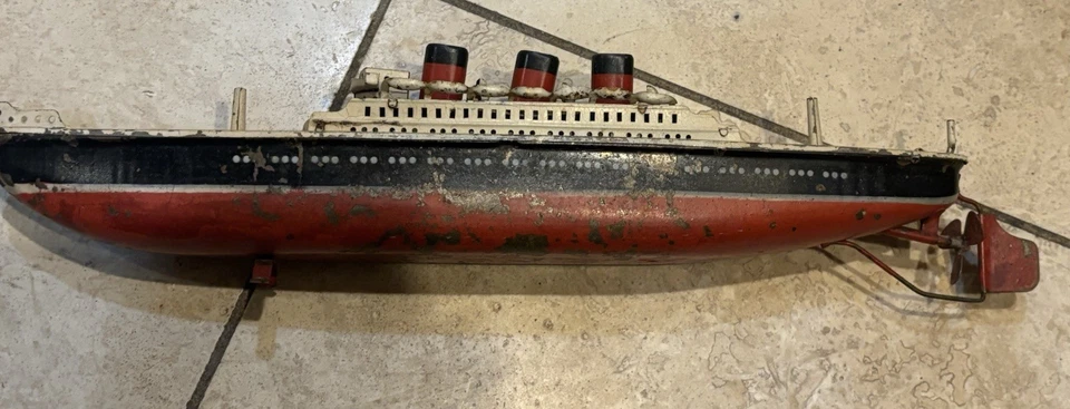 Antikes Blechspielzeug Boot Schiff Ozeandampfer Dampf Passagierschiff