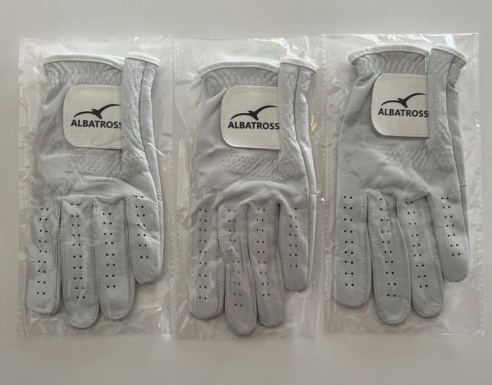 (3 - pack) Albatross Cabretta Leather Golf Glove Men's Regular Sizes