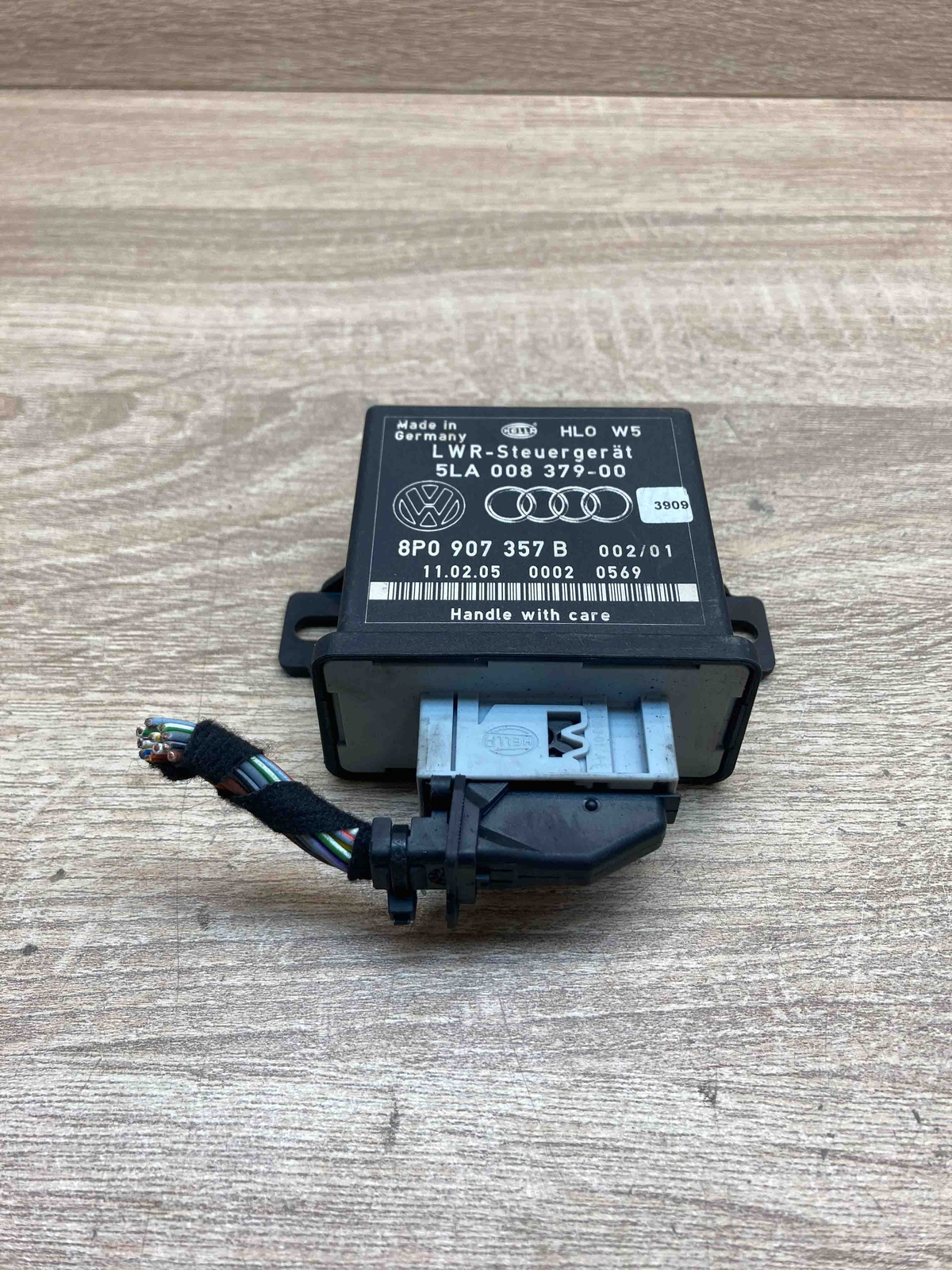 5LA008379 00 8P0907357B Audi A3 8P A4 8E Control Unit Headlight Range