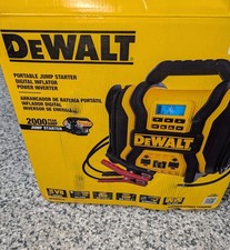 DEWALT Portable Power 2000 Peak Amp Jump Starter w/Digital Compressor DXAEPS14