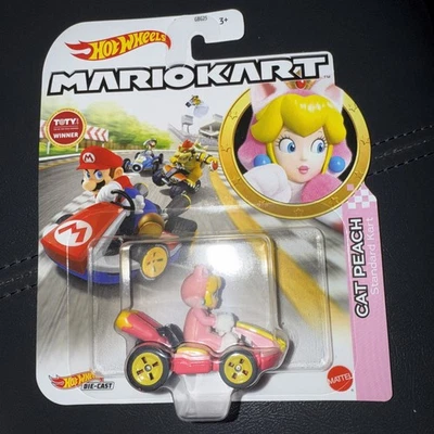 Hot Wheels Mario Kart - Cat Peach Standard Kart