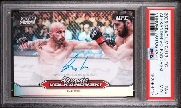 Topps Stadium Club UFC 2025 Alexander Volkanovski Chrome Auto CAS-AVI - PSA 9