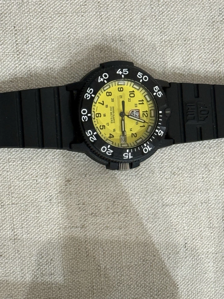 Reloj de buceo para hombre US Navy Seal, estuche de carbono, cristal mineral impermeable hasta 200M Foto 2 de 2