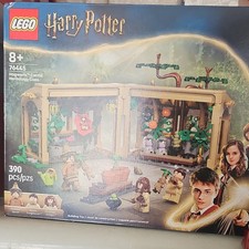 LEGO Harry Potter Herbology Class 76445, 390 Pieces, 8+, Professor Sprout