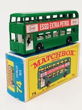 Matchbox Series Lesney No74b Daimler Fleetline Bus GREEN Mint in Original box. 