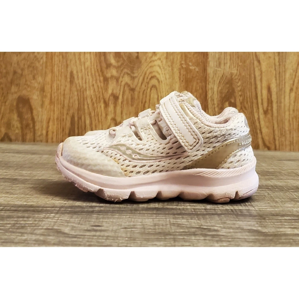 Tênis Saucony Baby Freedom infantil tamanho 5 XW branco - Imagem 3 de 4