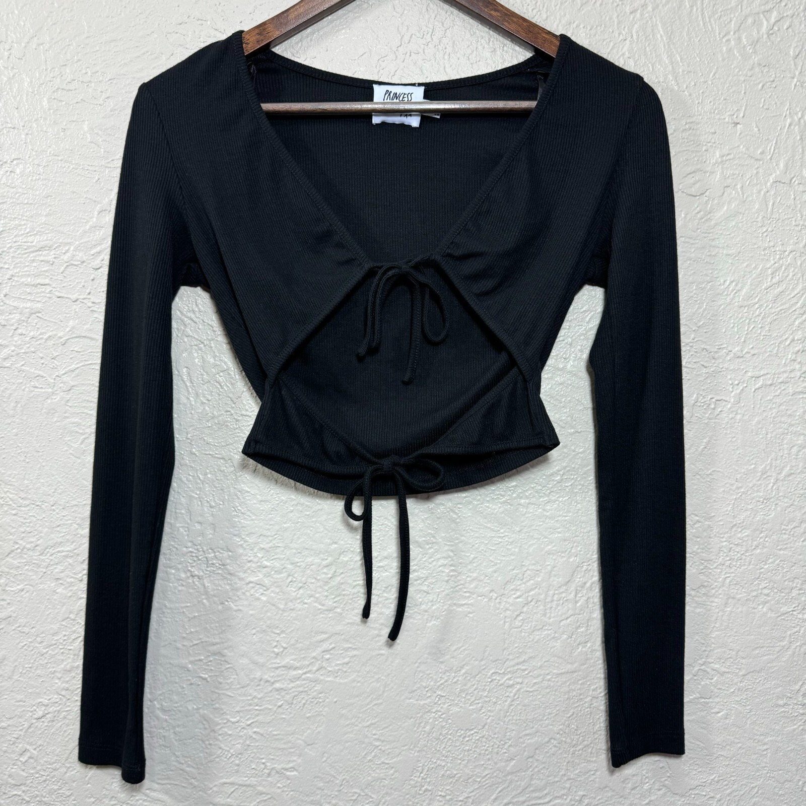 Princess Polly Cropped Top 4 Cutout Tie Knot Bow Ribbed V Neck Y2K Street Grunge