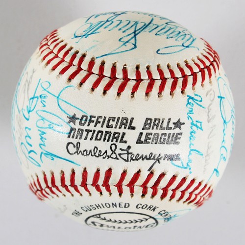 1975 NL All-Stars Team-Signed Baseball (29) Gary Carter, Tom Seaver, etc. - C... - Picture 3 of 8