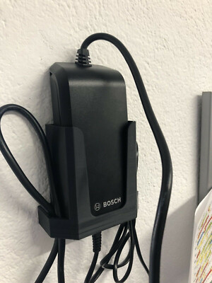 Wandhalterung für Bosch eBike E-Bike Ladegerät 2A - Farbe schwarz