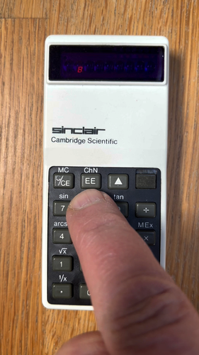 Vintage Sinclair Cambridge Scientific Pocket Calculator in Working Order - Video 1 von 1