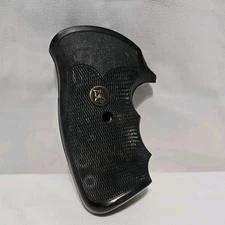 Pachmayr Gripper Grips SK-G-2 Smith Wesson K & L Square Butt w/ Screw Medallion