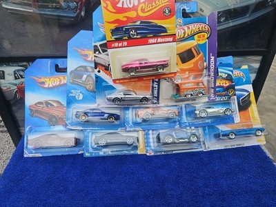 VINTAGE LOT OF 10 Hot Wheels FORD MUSTANGS BEAUTIFUL VERY NICE CAR LOT   #19
