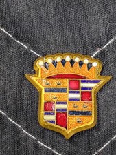 1949 1950 Cadillac Dash Emblem 1949 1950 Cadillac Dash Emblem