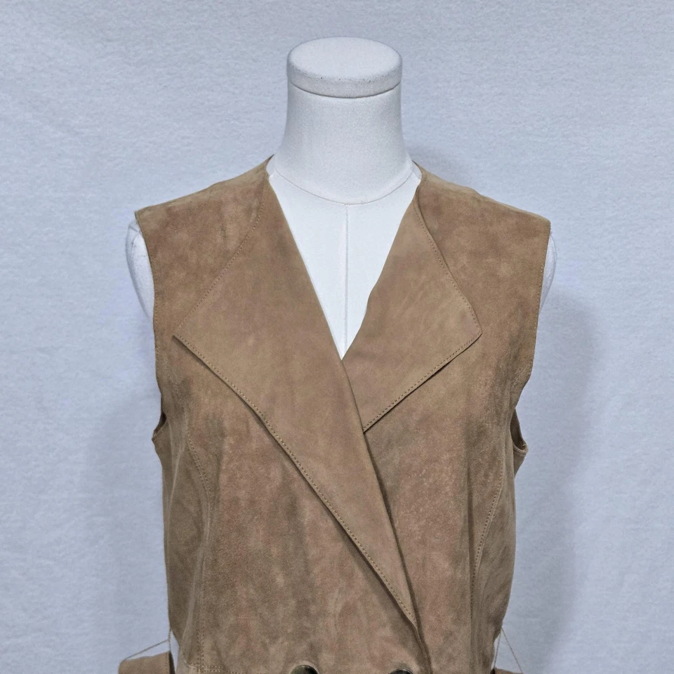 Chaleco de gamuza White House Black Market para mujer pequeño caramelo con cinturón doble pecho Foto 2 de 4