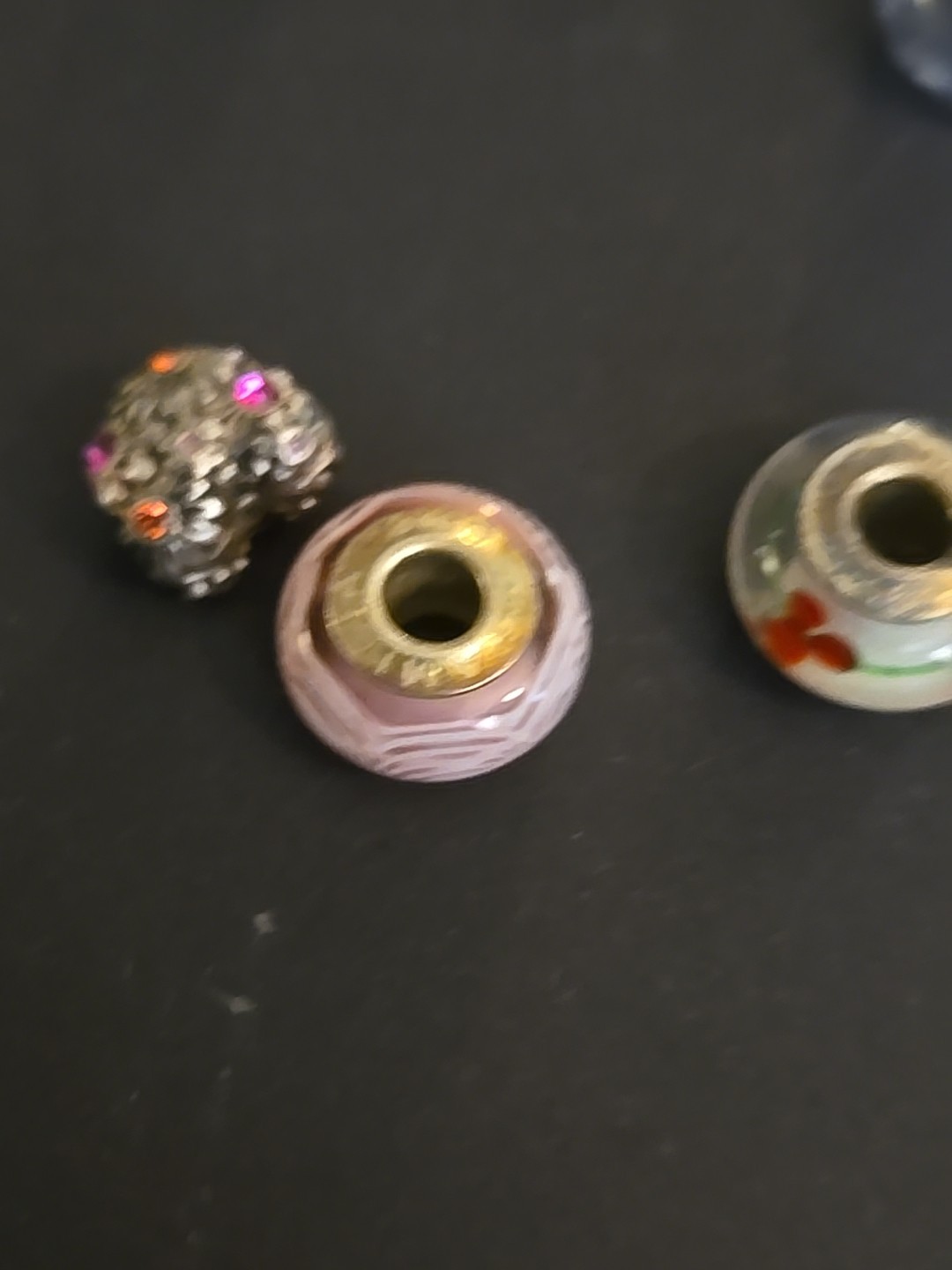Picture 3 of 24