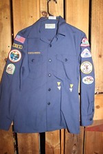 Boy Scouts of America 90'sYouth Shirt Large Blue Cub Long Sleeve Sewn on patches