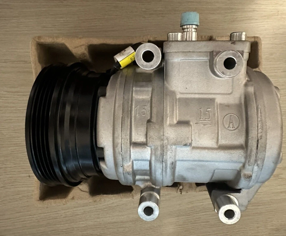 UAC CO21014C A/C Compressor 10PA15C For Kia & Hyundai - Image 3 of 3