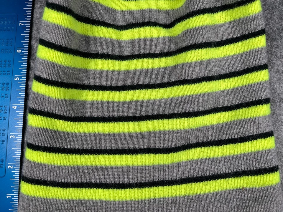 Nike Beanie Toque Youth Gray Green Stripe Knit 100% Acrylic Swoosh Logo - Image 2 of 4
