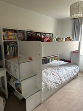 GLTC White bunk beds with pull out trundle in good condition