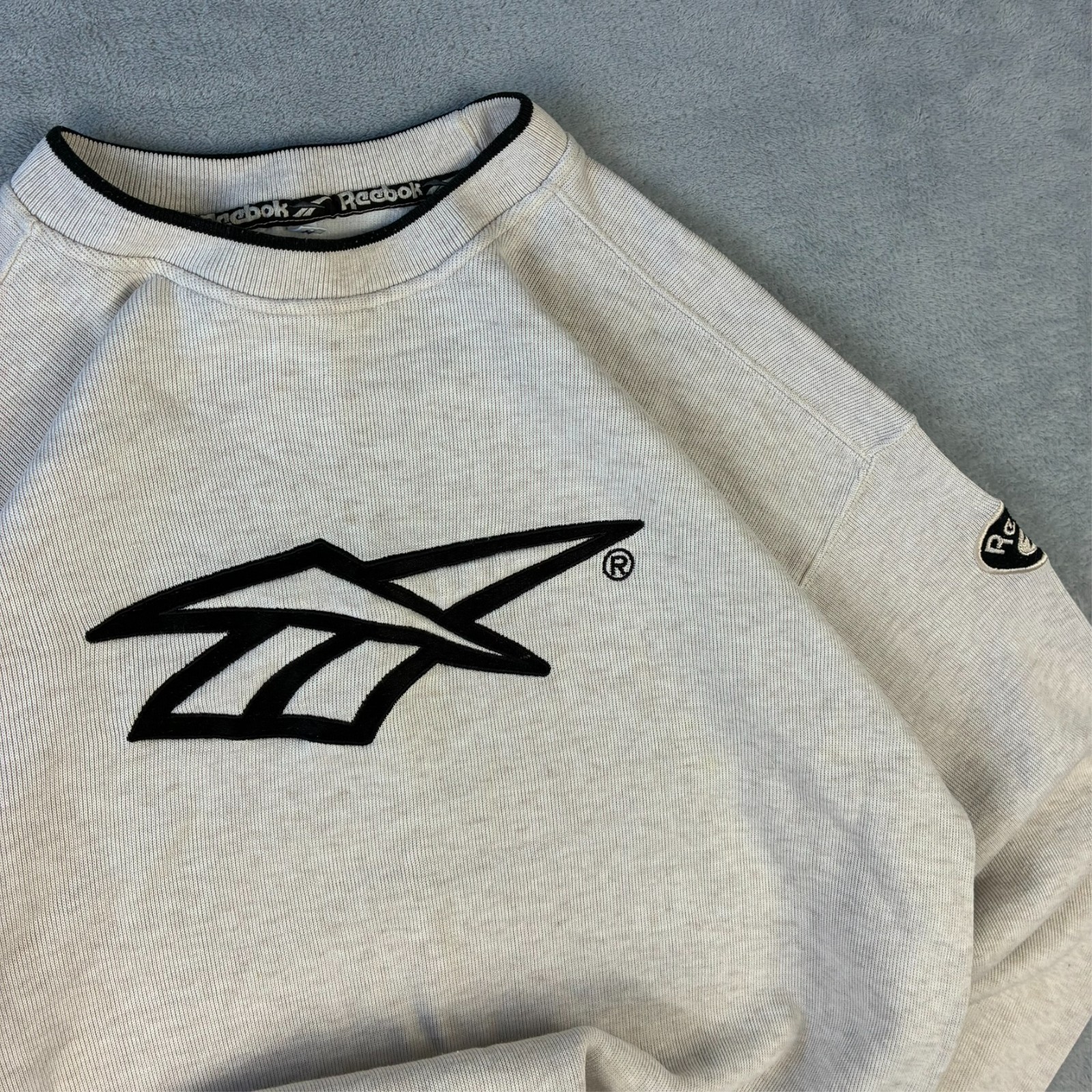 Vintage Reebok 1990's Grey Vector Logo Knitted Size Medium Pullover Jumper image 4
