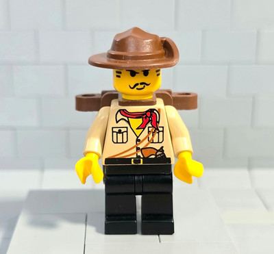1 Stück Lego adv041 Johnny Thunder mit Rucksack Backpack   Adventurers Desert