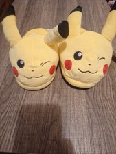Pok mon Pilachu Slippers, Boys and Girls Footwear Size 11-12 New With Tags